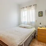 3 Bedroom Cozy In Διαμέρισμα