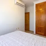 Διαμέρισμα 3 Bedroom Cozy In *