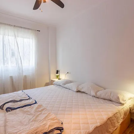 3 Bedroom Cozy In